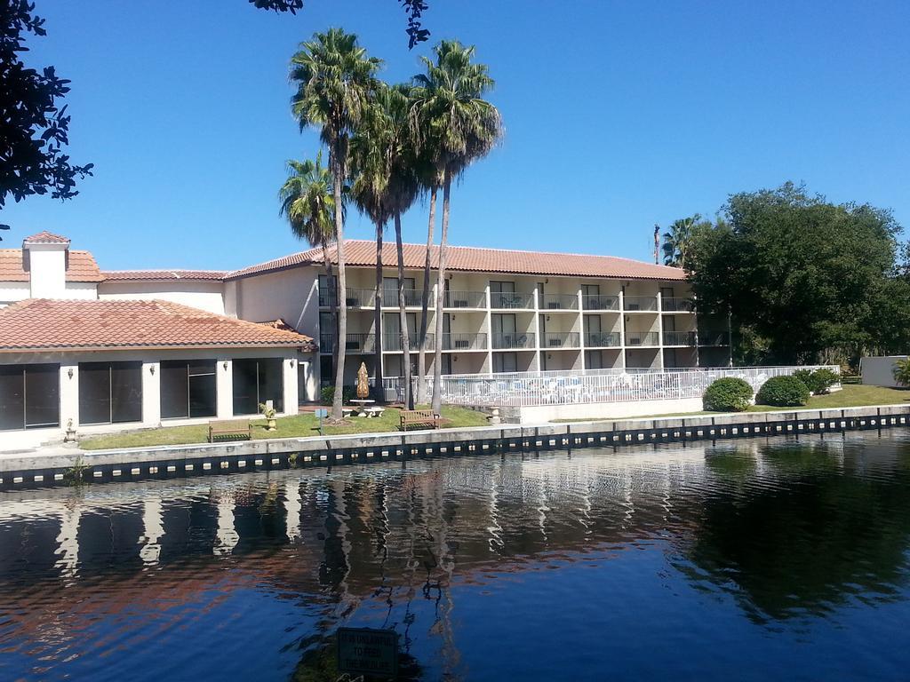 Vista Inn Lake Tarpon Palm Harbor Exterior foto
