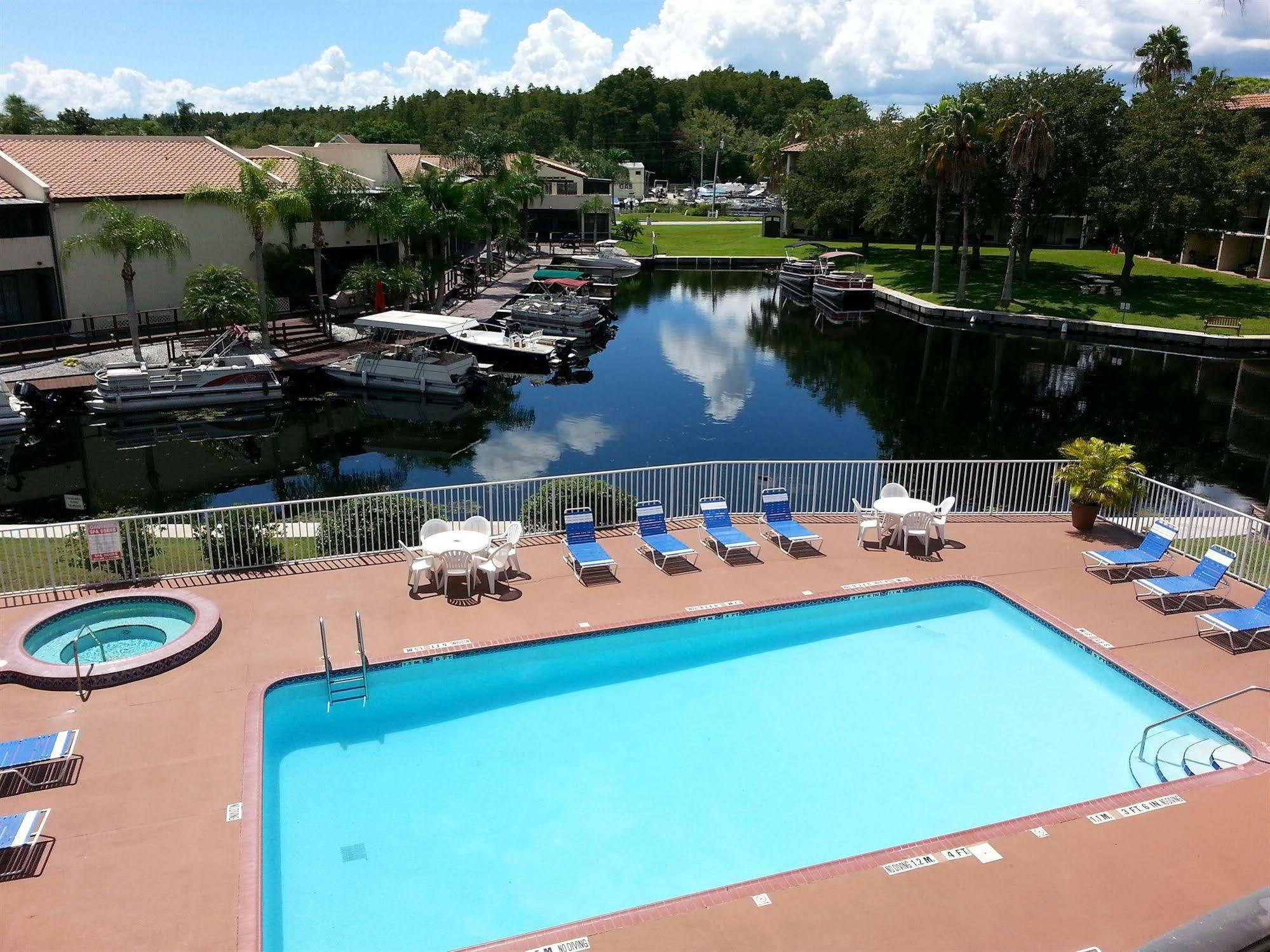 Vista Inn Lake Tarpon Palm Harbor Exterior foto